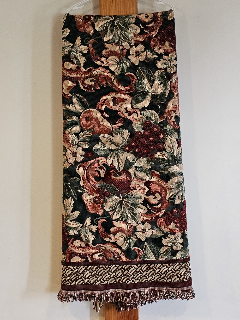 Vintage Goodwin Weavers Jacquard Woven Cotton Throw Blanket Fruit & Floral Cabin